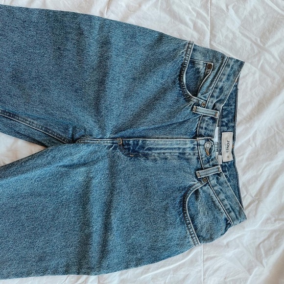 Vintage Jeans - Picture 3 of 4